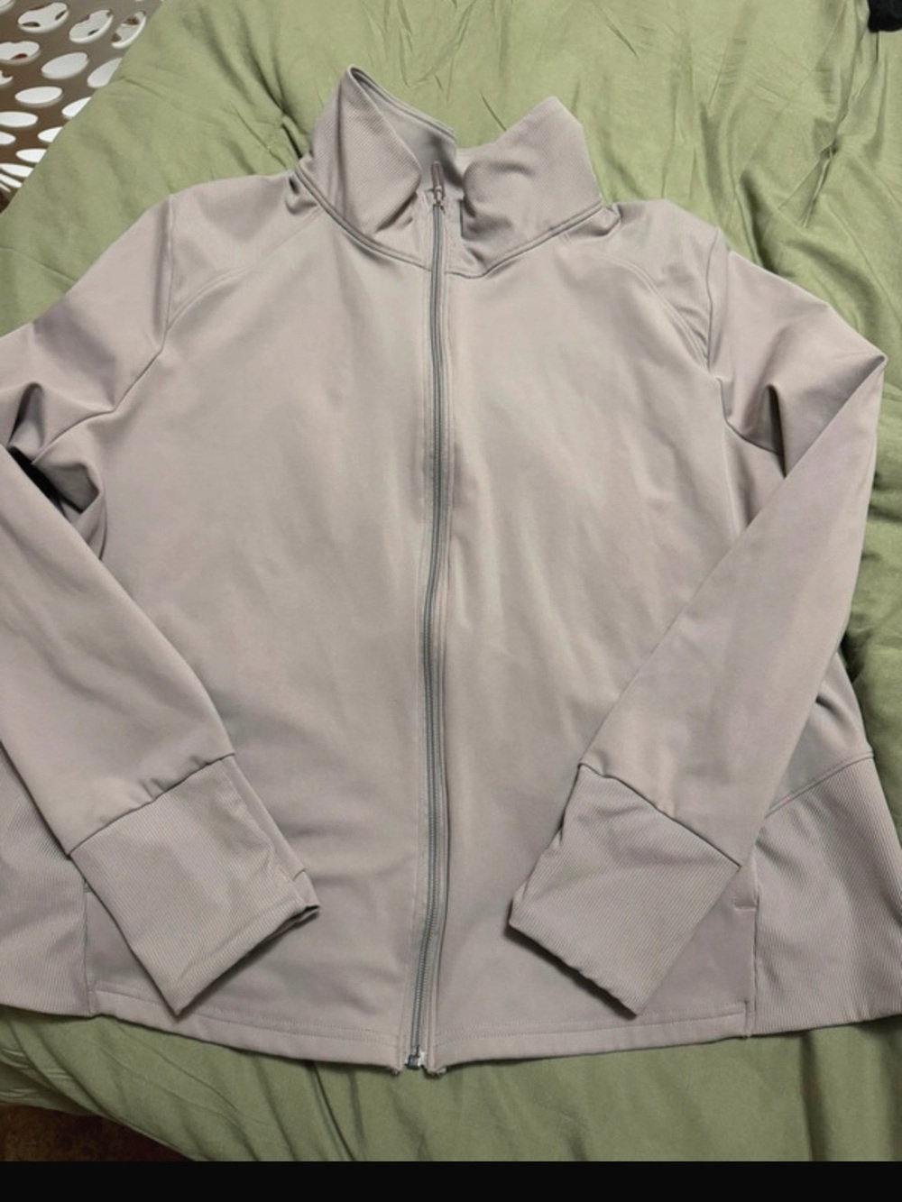Women’s under armour jacket